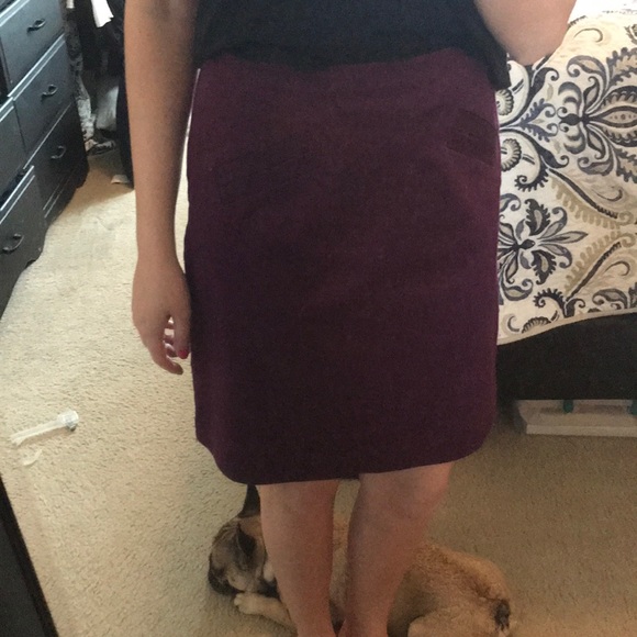 skirt with cute pocket details - Picture 3 of 7